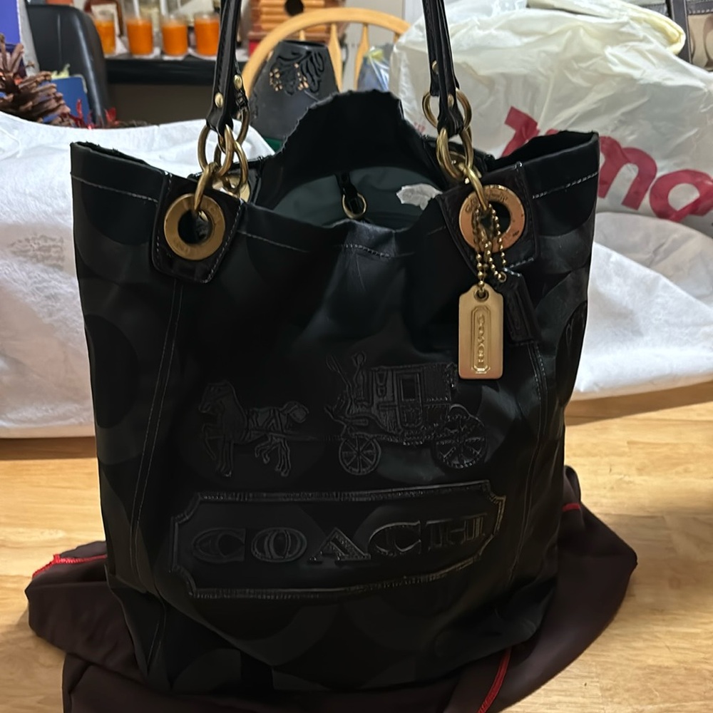 COACH brand purse and matching wallet with original dust bag in EUC